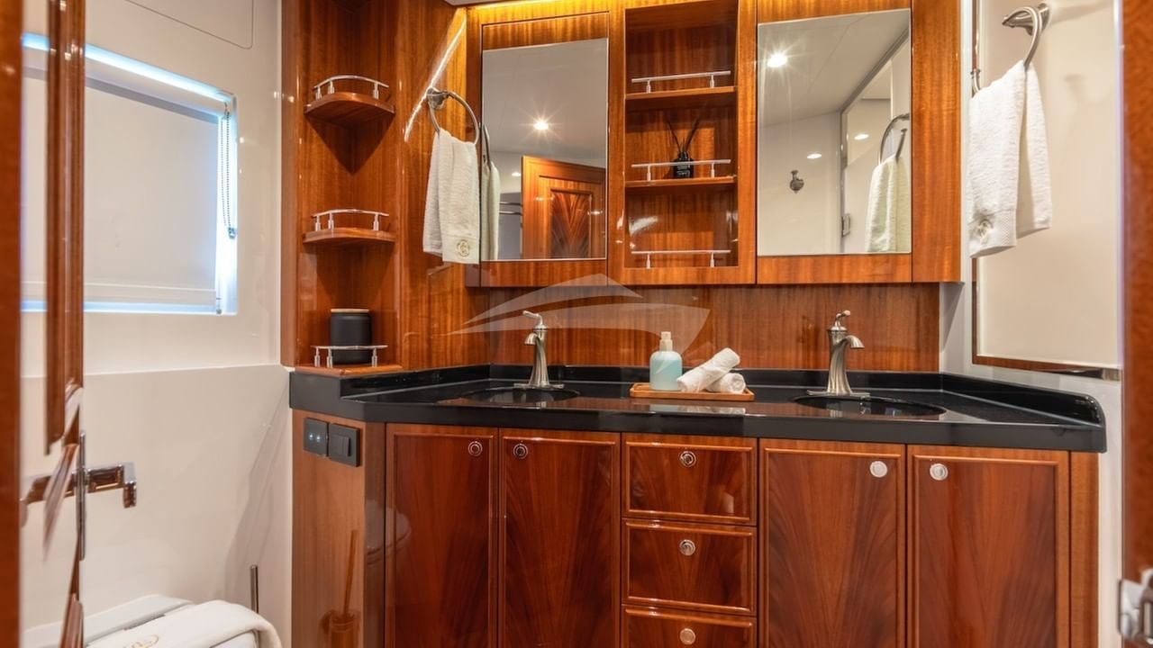 Guest double stateroom en suite