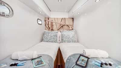 Twin Cabin