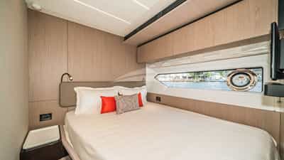 Guest stateroom
