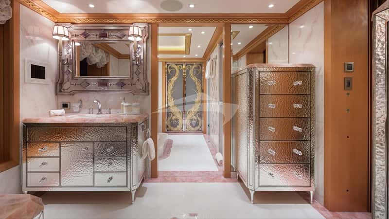 SOLANDGE 85m motor yacht charter, photo 9