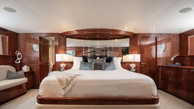 OUTTA TOUCH 32m motor yacht charter, photo 5