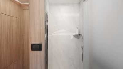 Guest shower