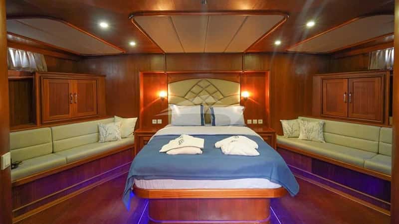 PRENSES ESILA 32m motor yacht charter, photo 7