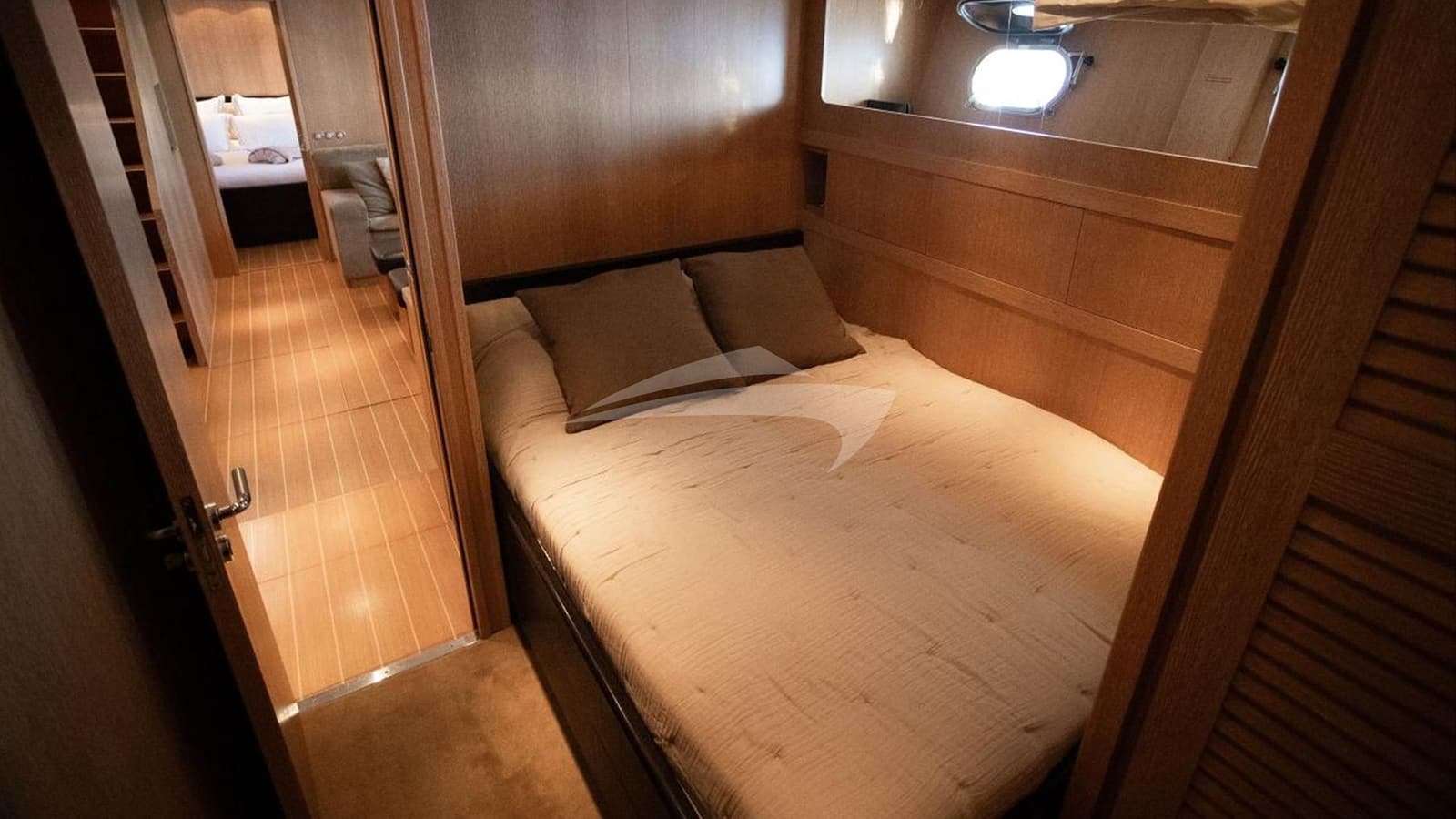 BEST MOUNTAIN, photo from the yacht portfolio 22