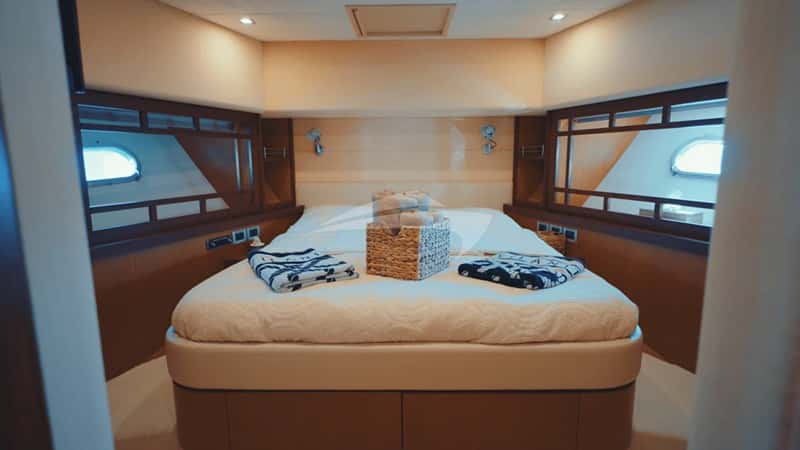 LINNETT 23m motor yacht charter, photo 7
