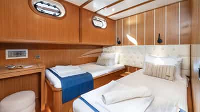 Twin Cabin