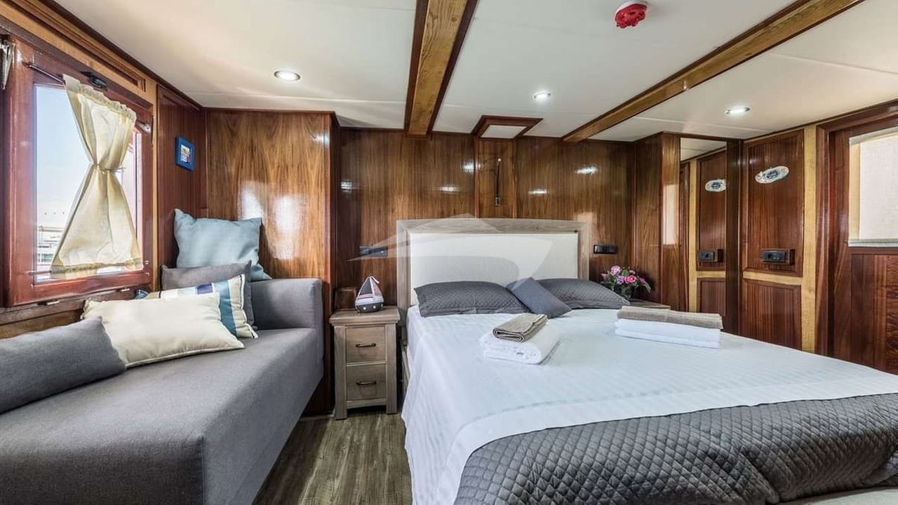 ADRIATIC BREEZE, photo from the yacht portfolio 11