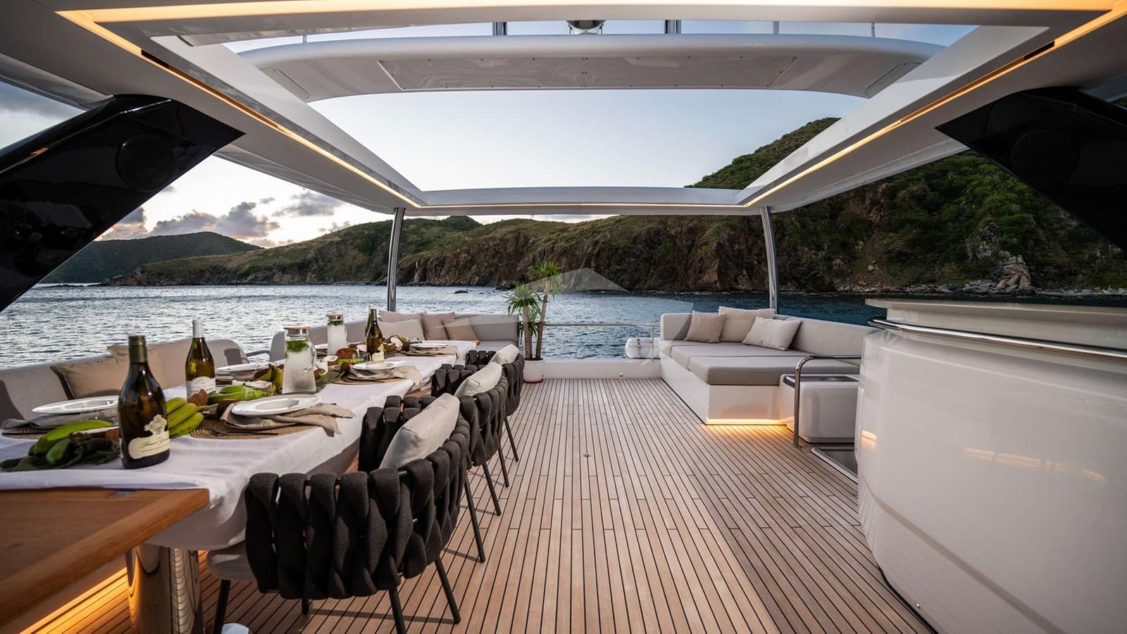 SIETE MARES, Aufnahme aus dem Yachtportfolio 8
