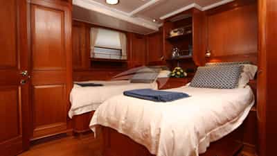 Twin Cabin