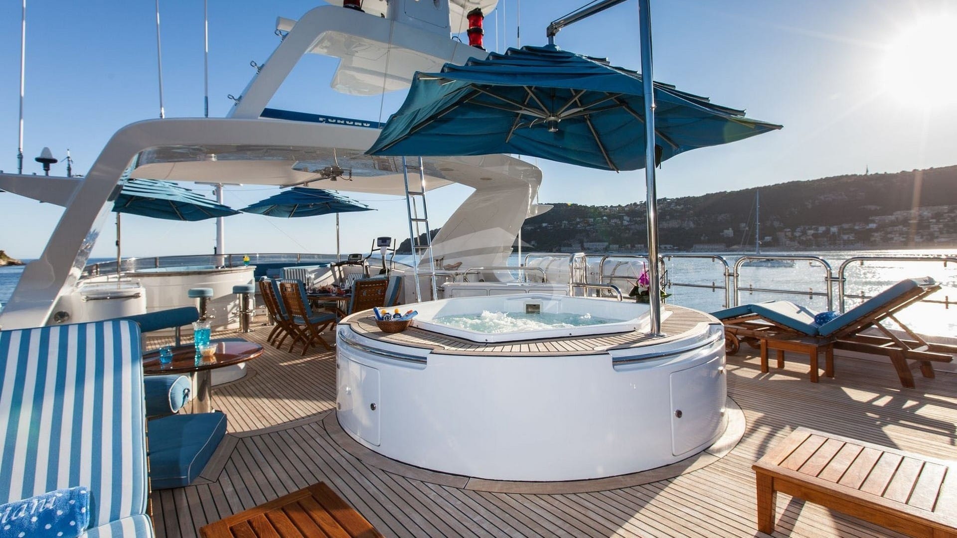 Sundeck and Jacuzzi