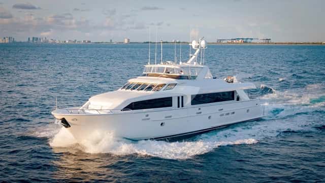MAGNUM RIDE 31m motor yacht for charter