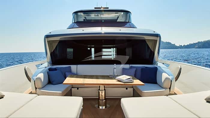 PAUSE OF LONDON 27m motor yacht charter, photo 2