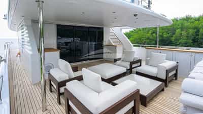 Aft Deck Seating