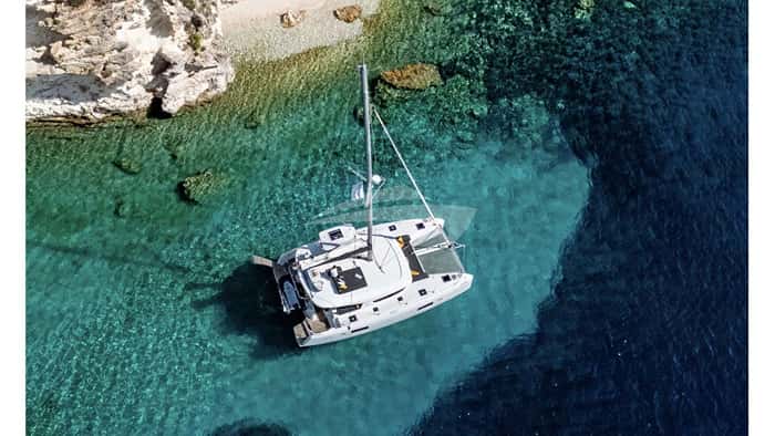 LUNA 13m sailing yacht charter, photo 2