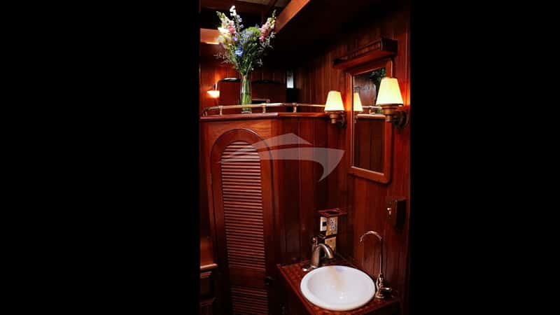 TREE OF LIFE 28m sailing yacht charter, photo 9