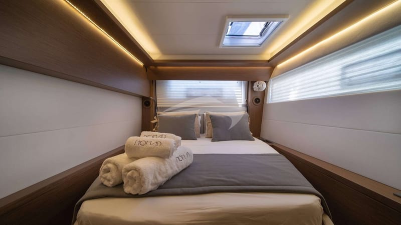 Double cabin