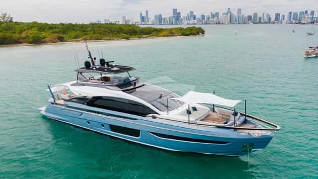 LATITUDE 29m motor yacht for charter