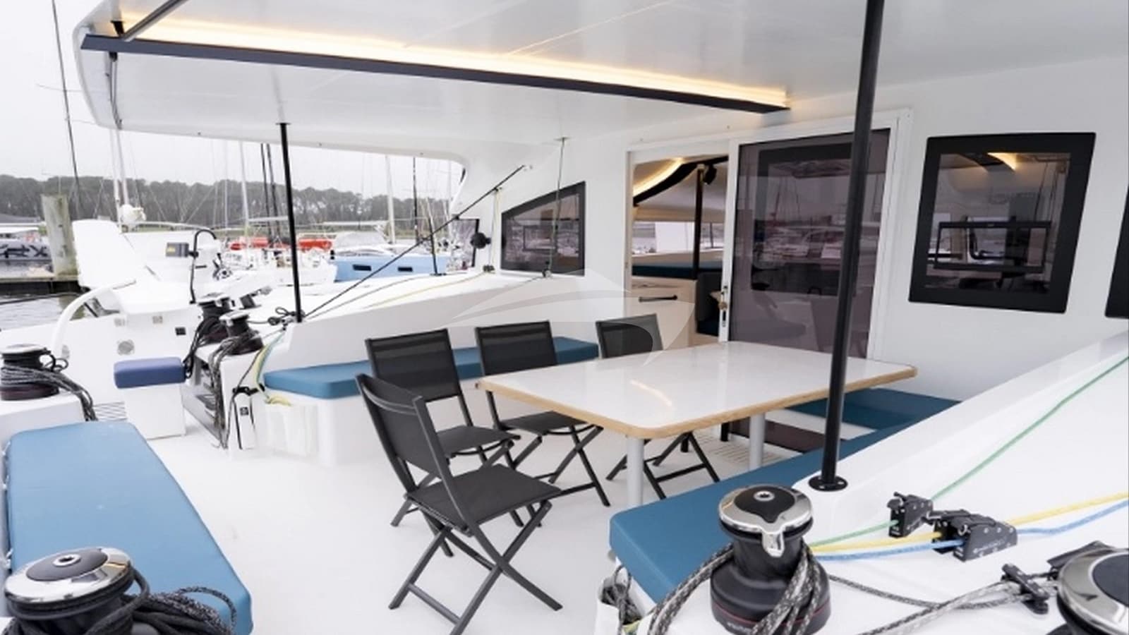 AVEL VAEZ, photo from the yacht portfolio 17