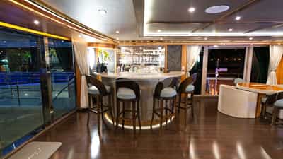Skylounge Bar