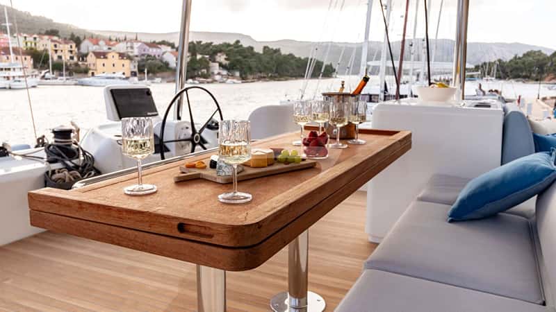 AGENDA 55 18m sailing yacht charter, photo 3