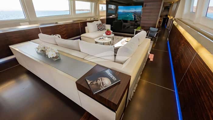 CADA UNO 35m motor yacht charter, photo 2