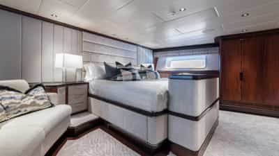 Master suite is full beam