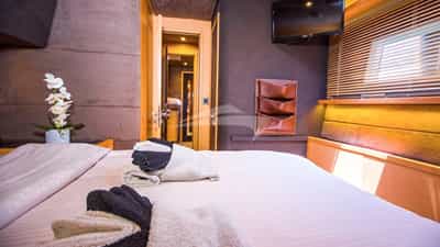 Guest Cabin
