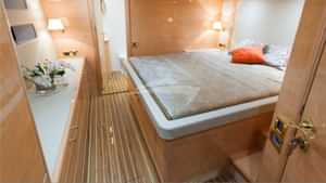 bgyb_charter_catamaran_sunreef82_houbara_26