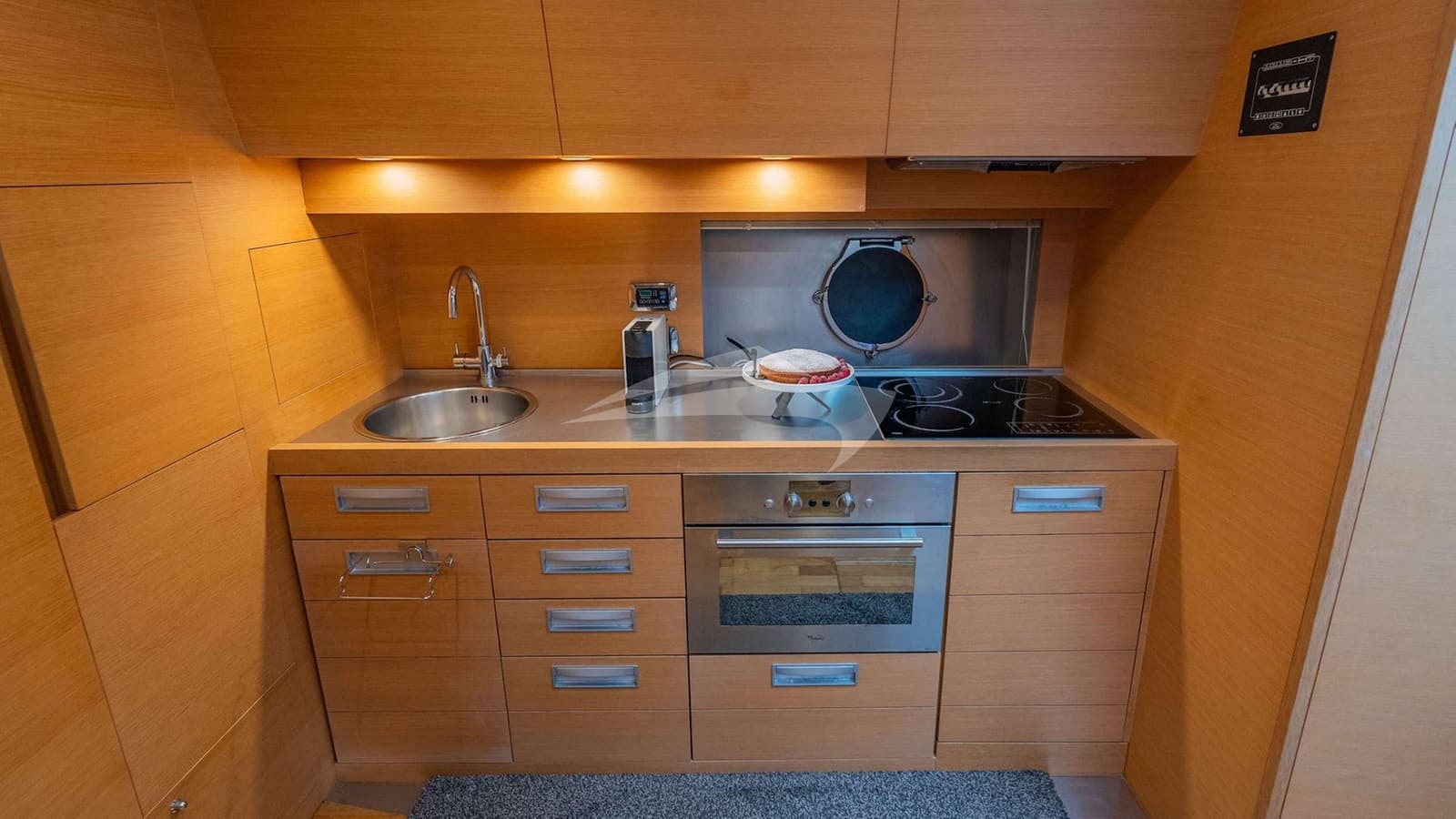 GYNAH, photo from the yacht portfolio 15