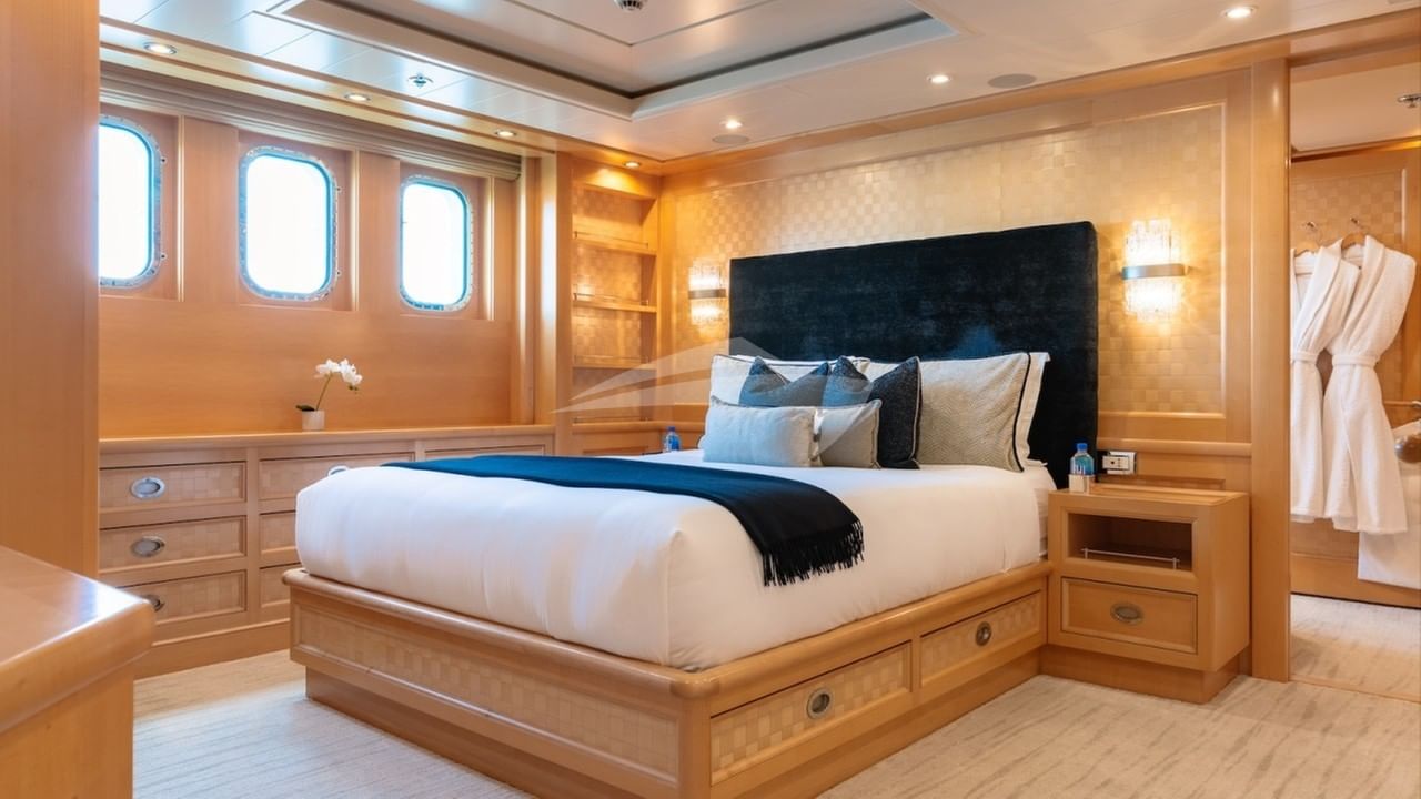 VIP queen stateroom