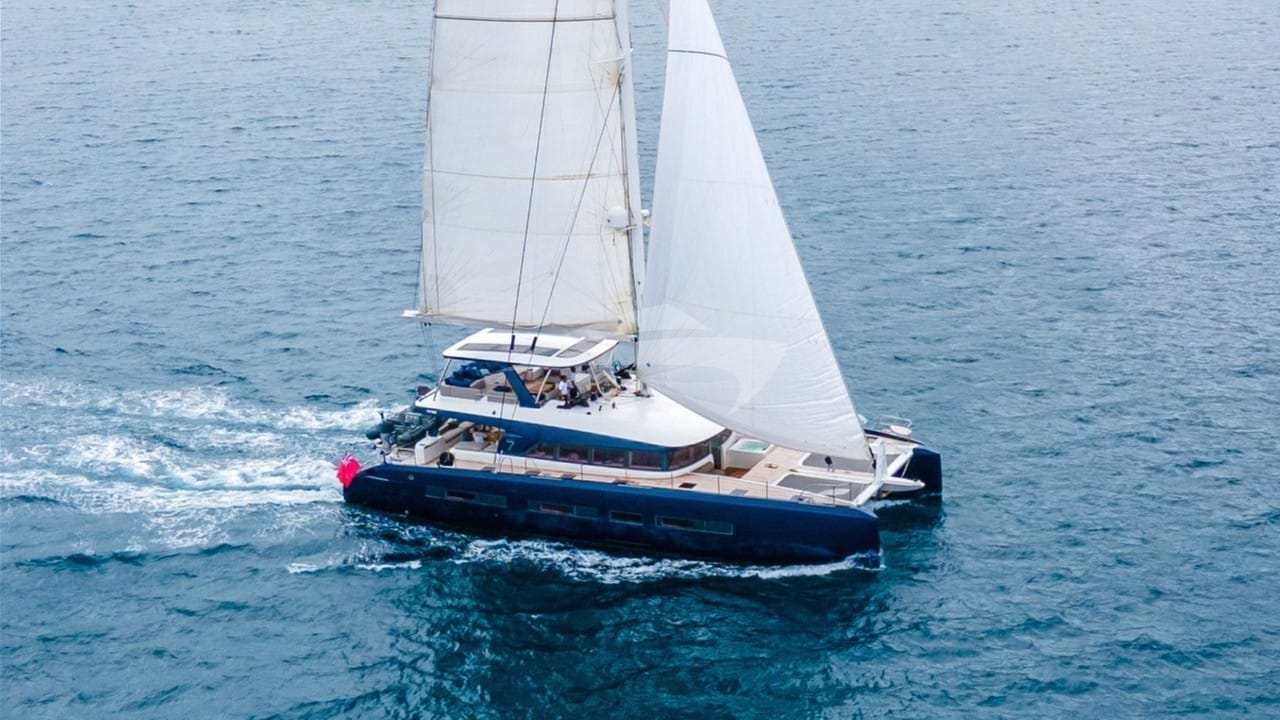 BGYB_Charter_Catamaran_Lagoon77_MANEETNOCTE_Photo2