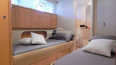 Twin Cabin