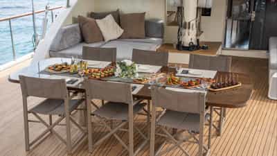 Deck Dining