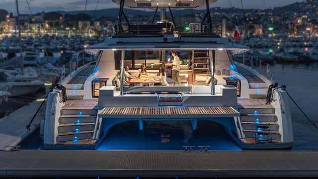 7TH HEAVEN yacht charter photo 3