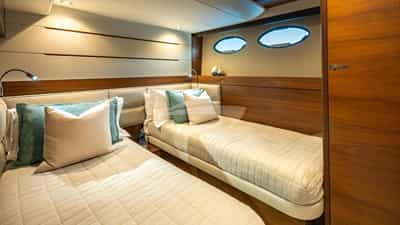 Twin Cabin