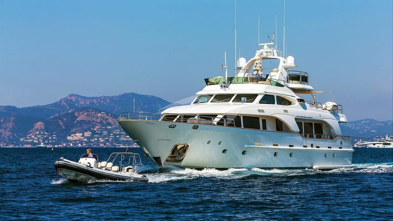 Underway with tender