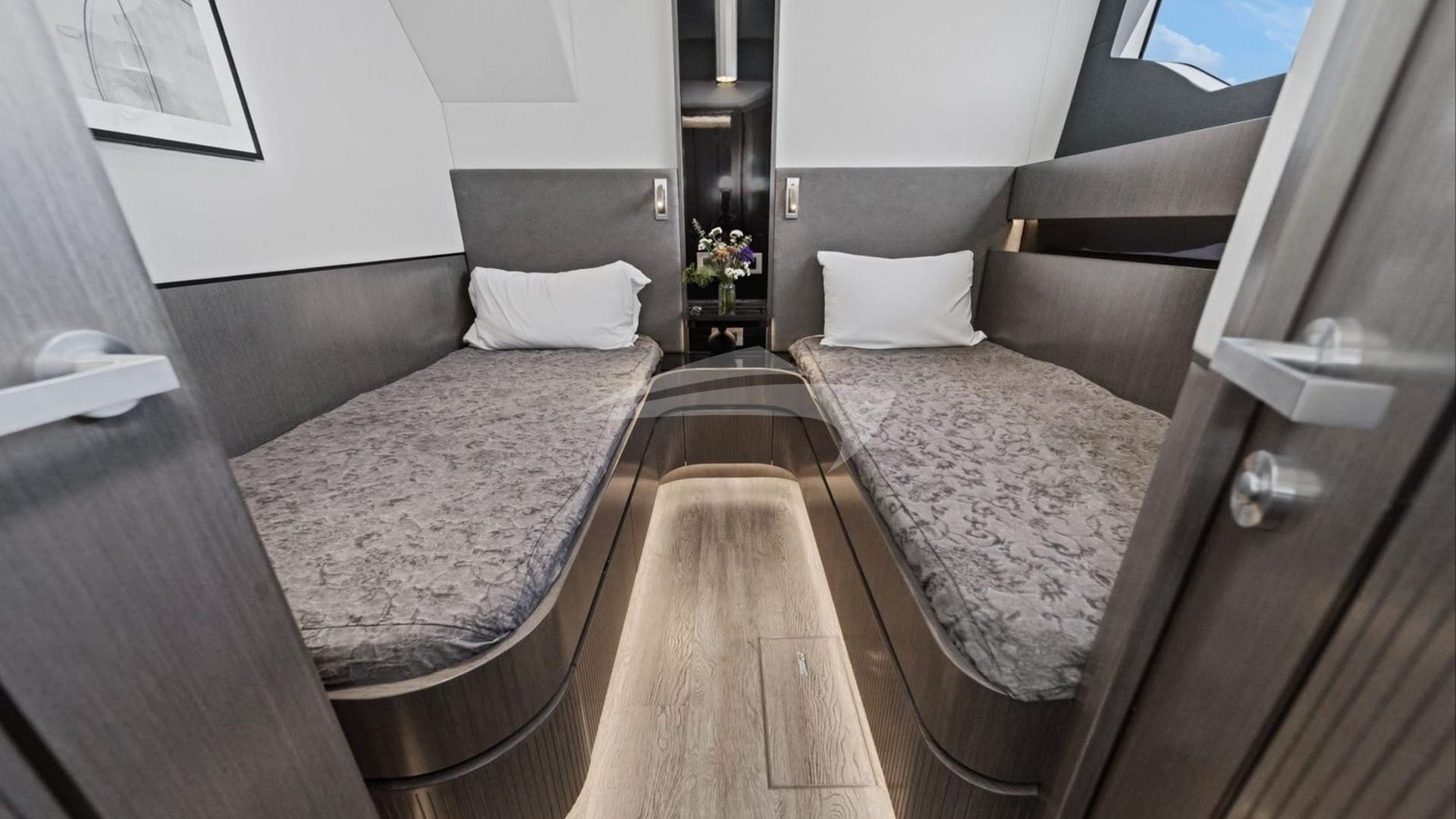 Twin Cabin