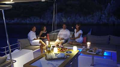 Upperdeck Lounge