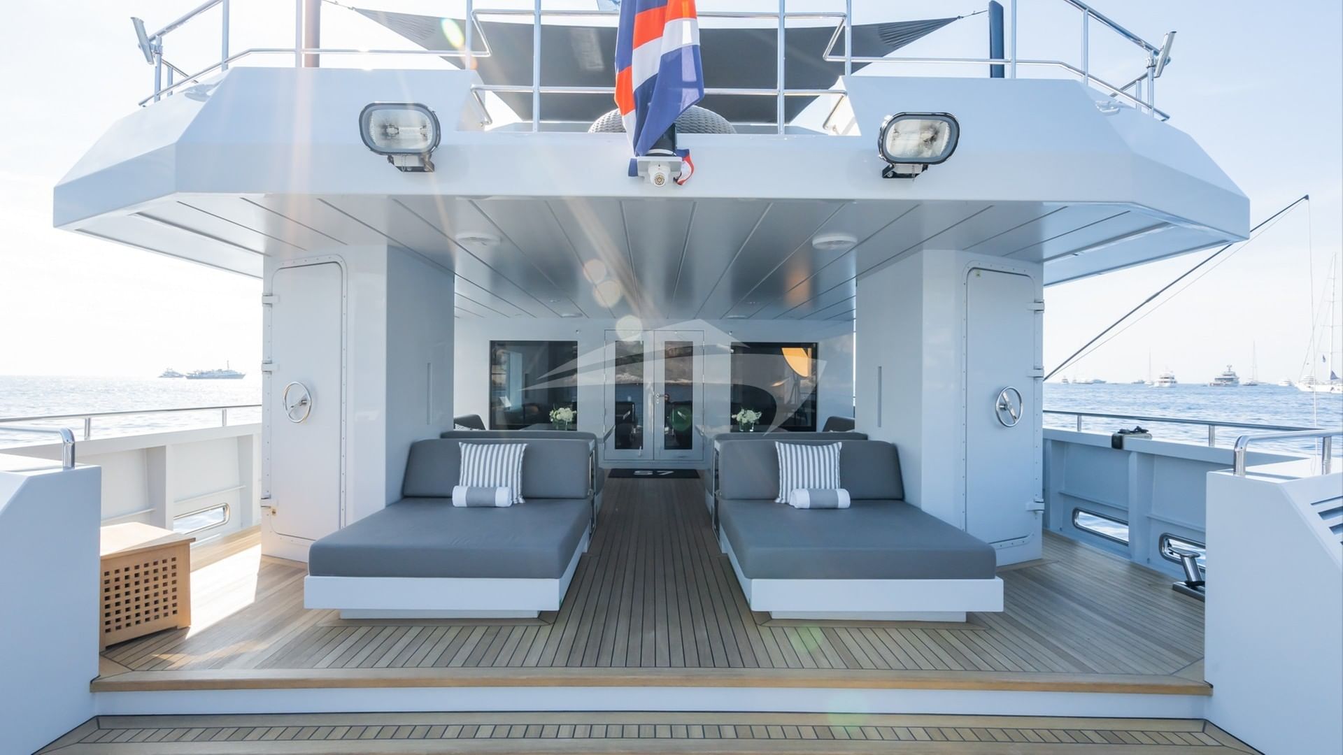 Main deck aft sun pads