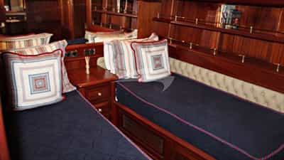 Twin Cabin