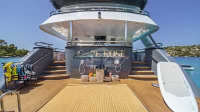 Swim platform leading from main deck