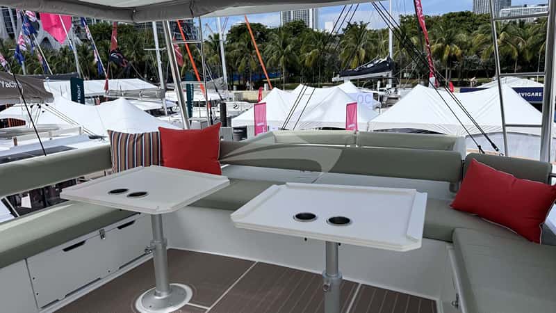 BAREFOOT BLISS 17m sailing yacht charter, photo 6