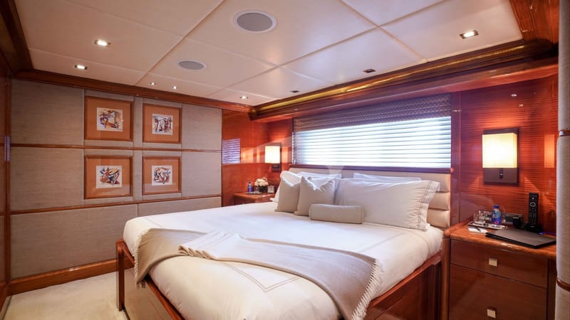VIP Stateroom, Starboard