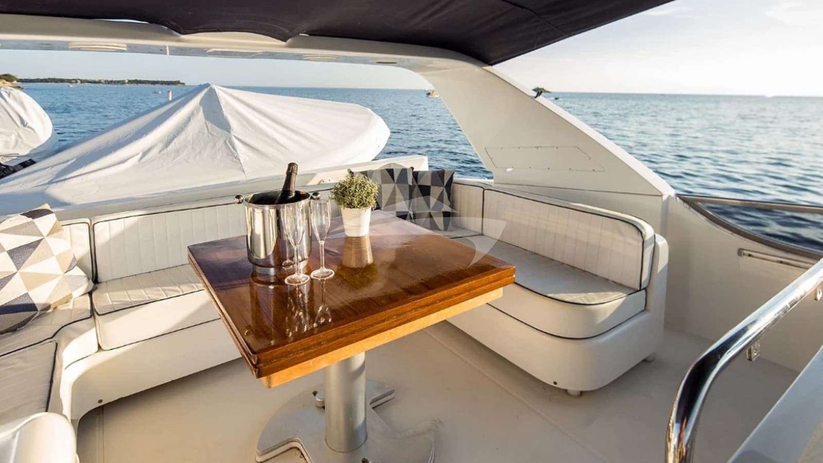 LIZARD, photo from the yacht portfolio 7