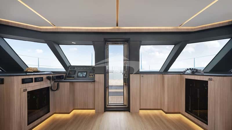 VIRIDIAN 18m sailing yacht charter, photo 10