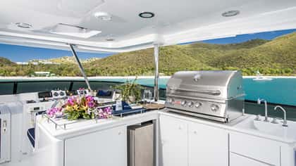 OUTTA TOUCH 32m motor yacht charter, photo 11