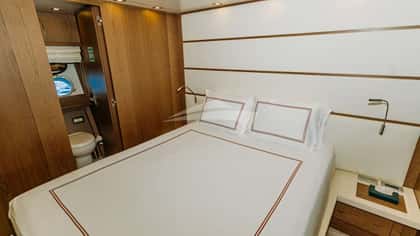 KUUM 23m motor yacht charter, photo 12