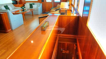 VOYAGER 26m motor yacht charter, photo 7