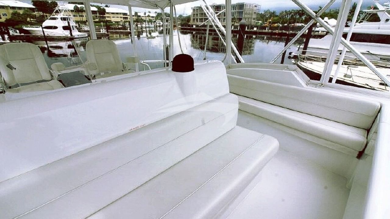 Flybridge Seating