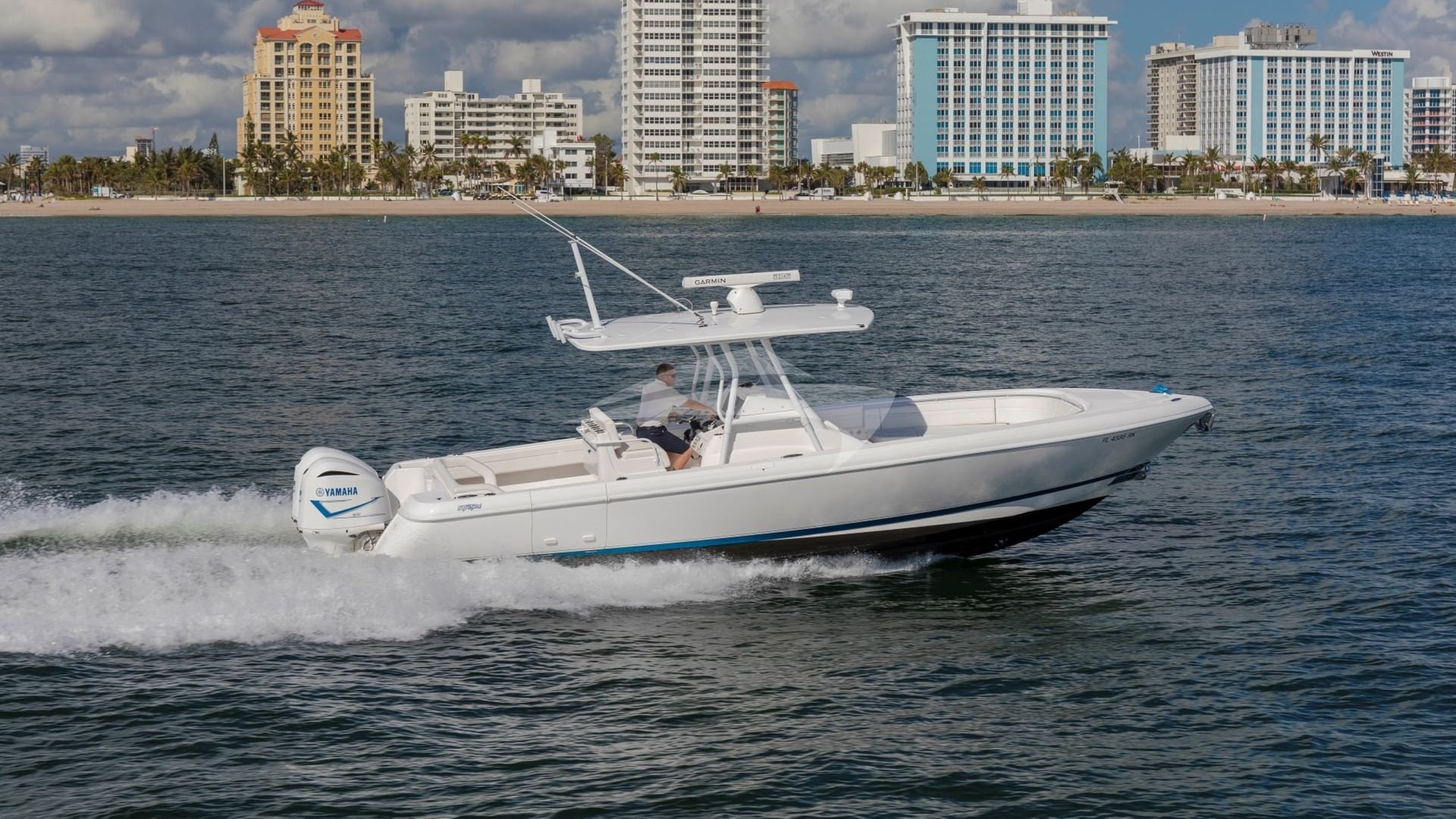 32' Intrepid Towed Tender